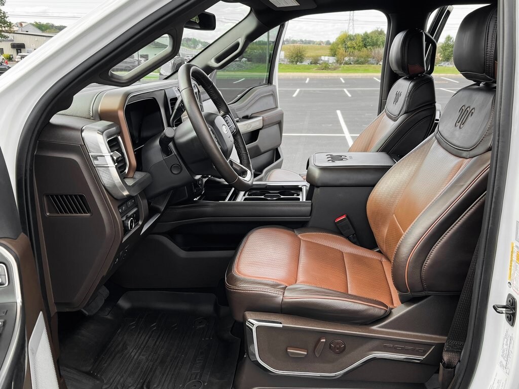 2024 Ford F-250 photo 2