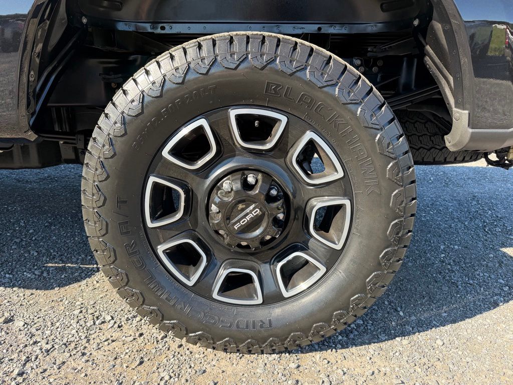 2025 Ford F-350 Super Duty Lariat - Photo 13