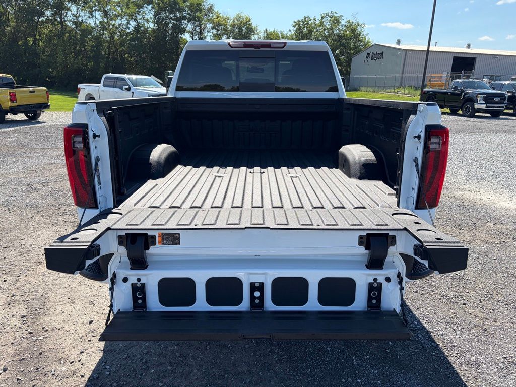 2025 GMC Sierra 2500HD Denali - Photo 19