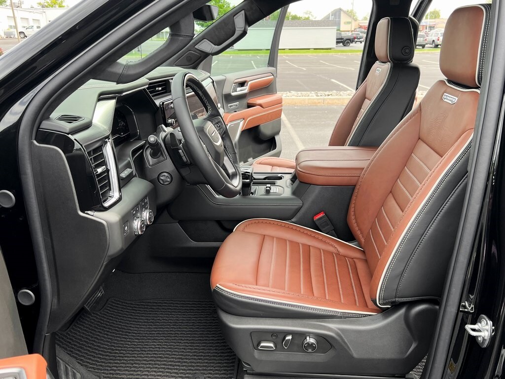 2025 Gmc Sierra 1500 Denali Ultimate photo 2