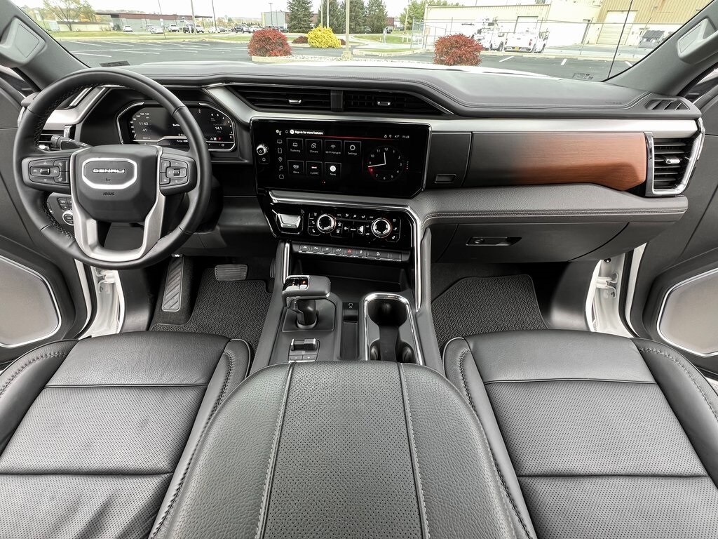 2025 Gmc Sierra 1500 Denali photo 3
