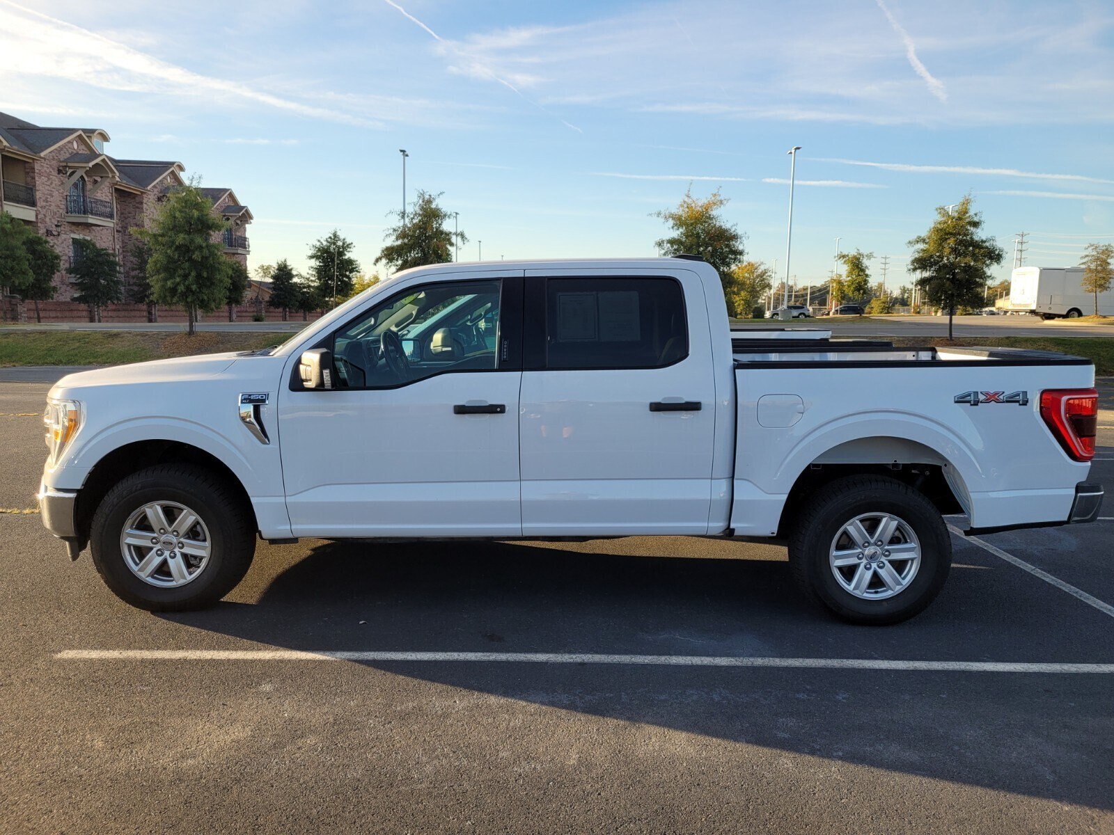 2021 Ford F-150 XLT photo 3