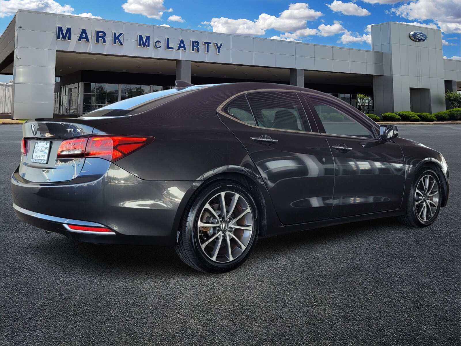 2015 Acura TLX photo 3
