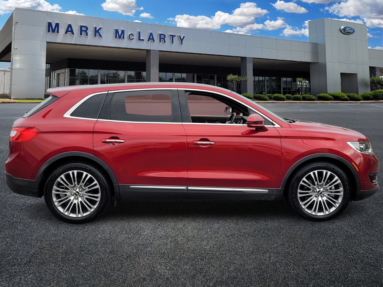 2017 Lincoln MKX Reserve photo 2