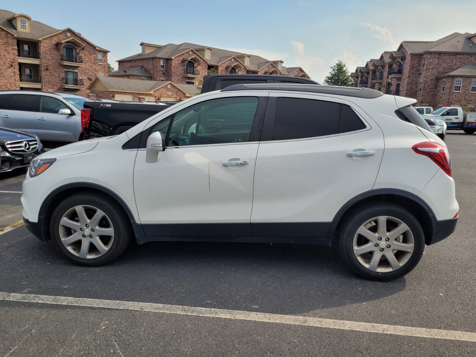 2019 Buick Encore Essence photo 3