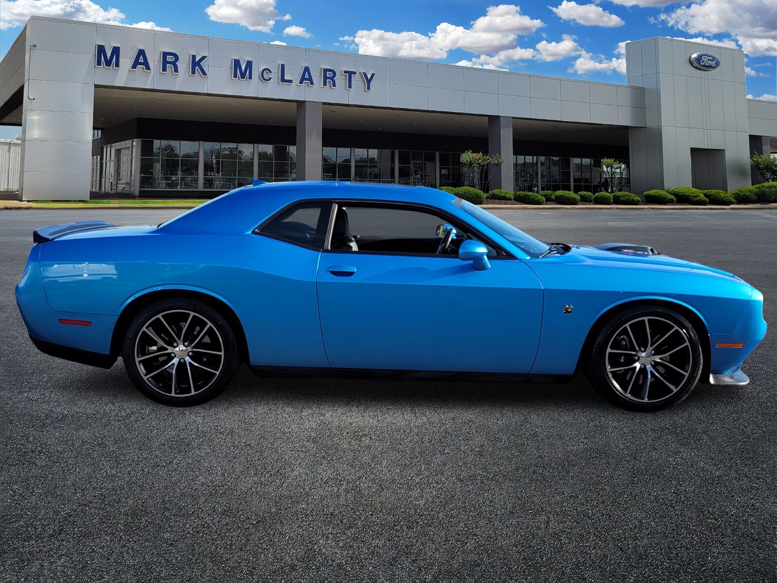 2016 Dodge Challenger R/T Scat Pack photo 2