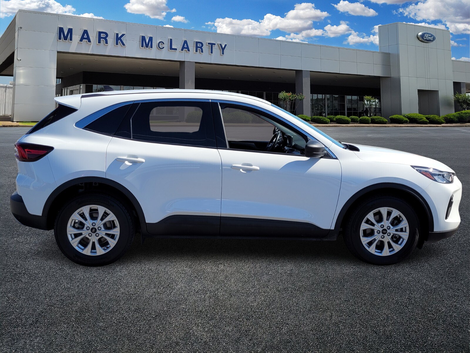 2023 Ford Escape Active photo 2