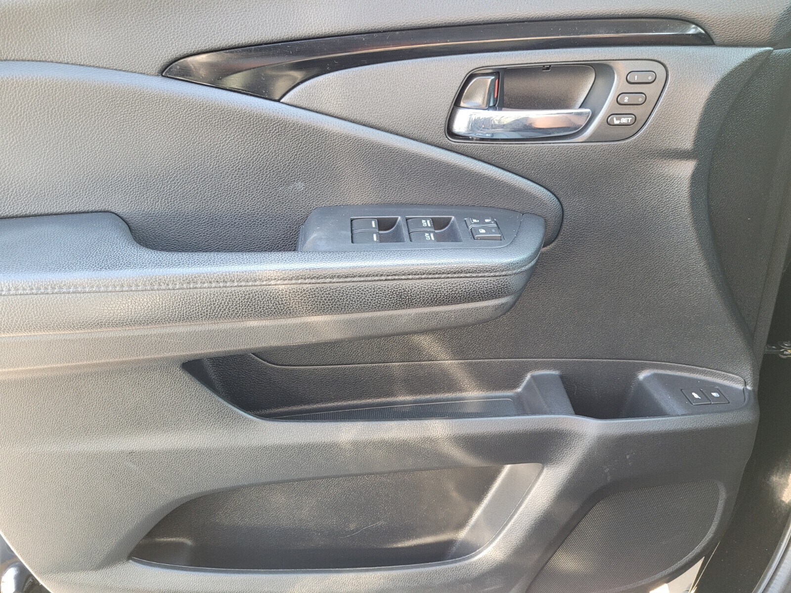 2022 Honda Pilot Elite - Photo 31