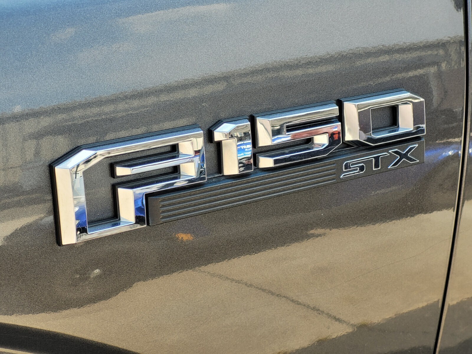 2018 Ford F-150 XL photo 2