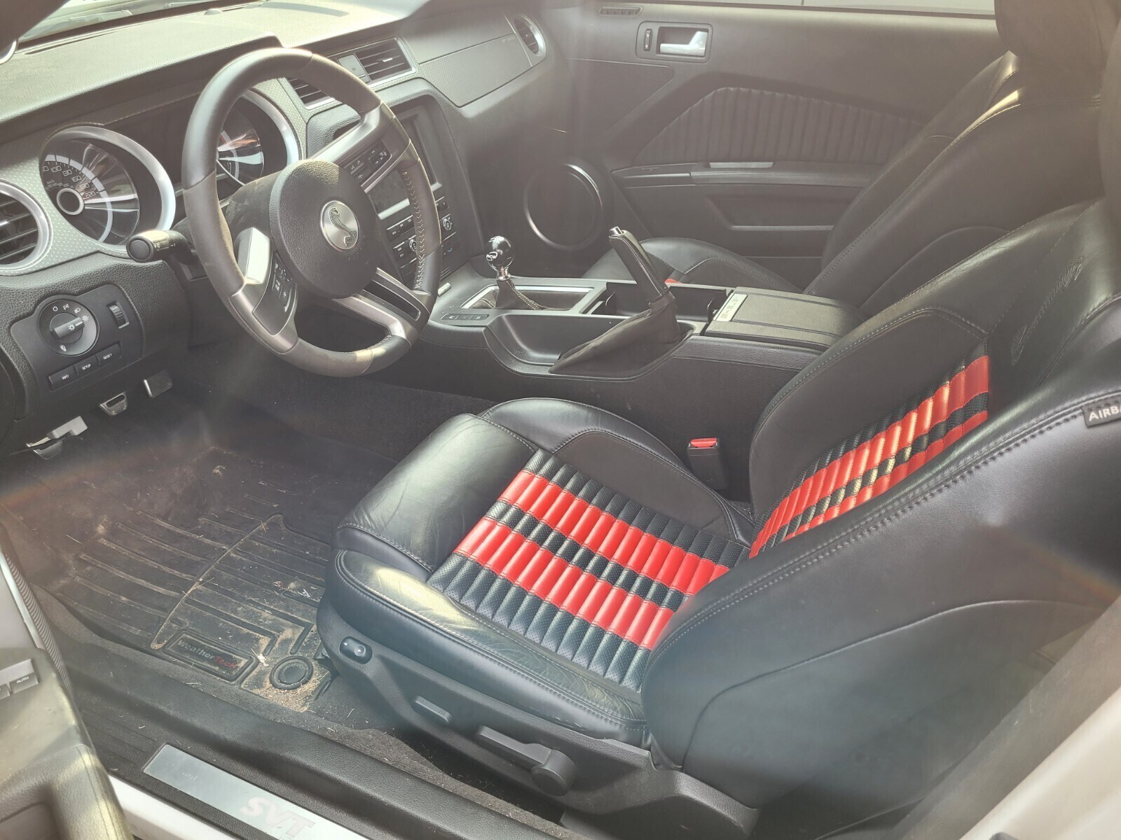 2011 Ford Mustang Shelby GT500 photo 3