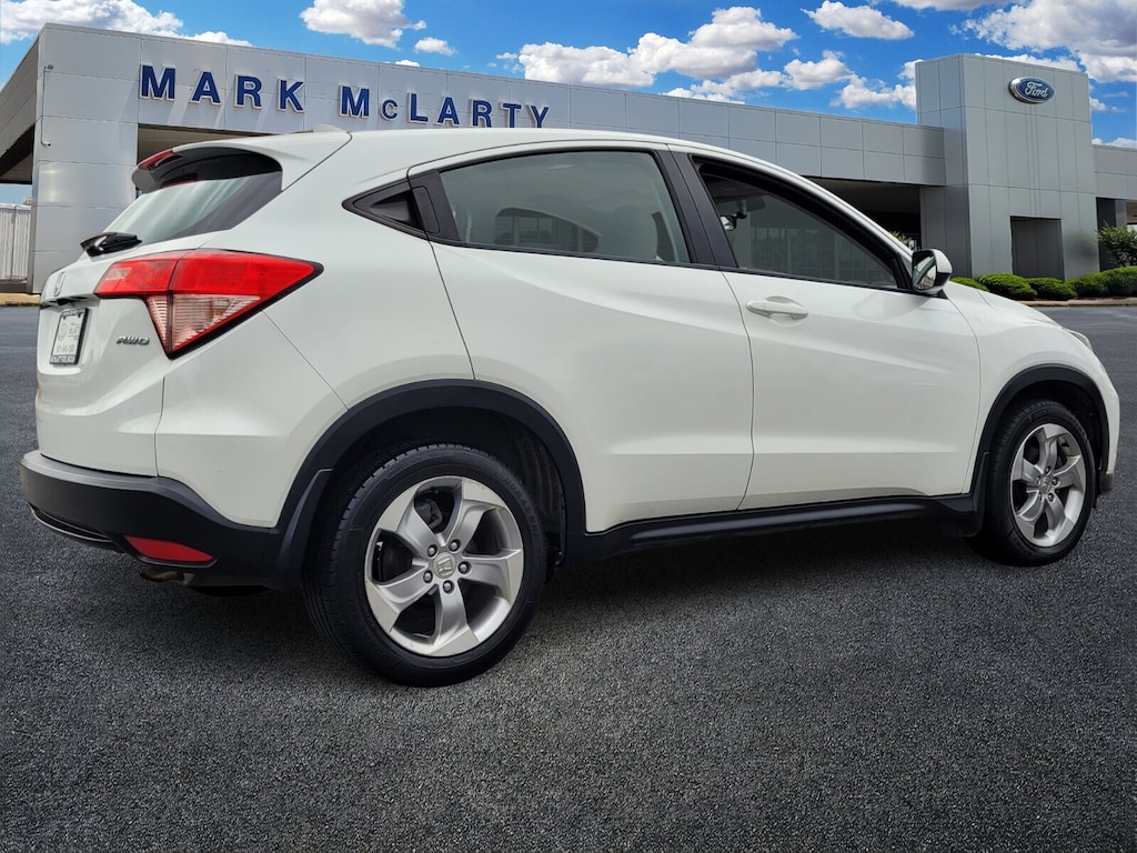 Used 2017 Honda HR-V LX AWD SUV