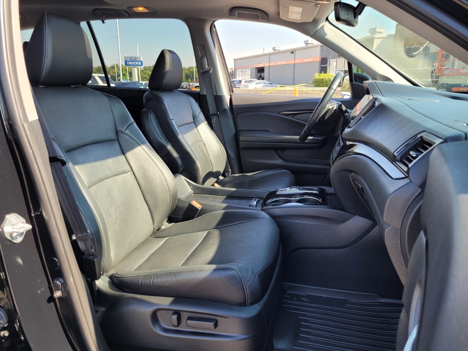 2022 Honda Pilot Elite - Photo 17