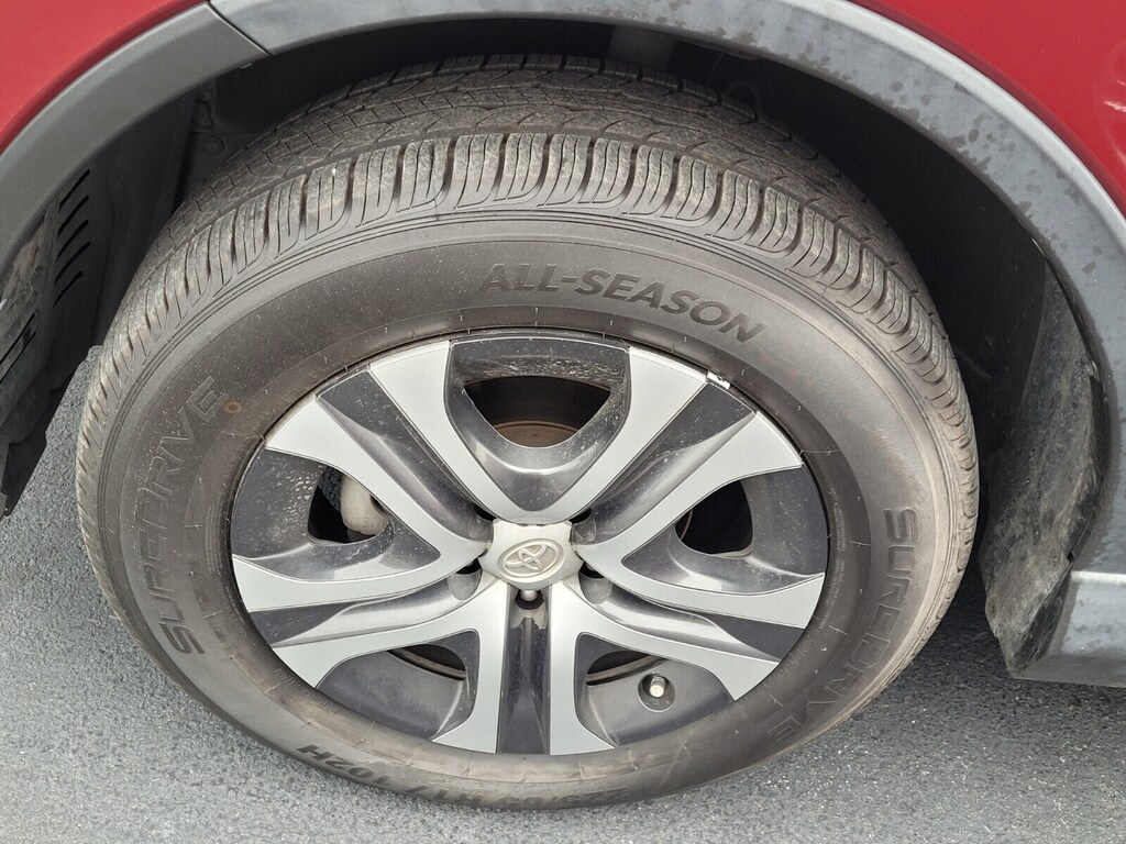 Used 2018 Toyota RAV4 LE SUV