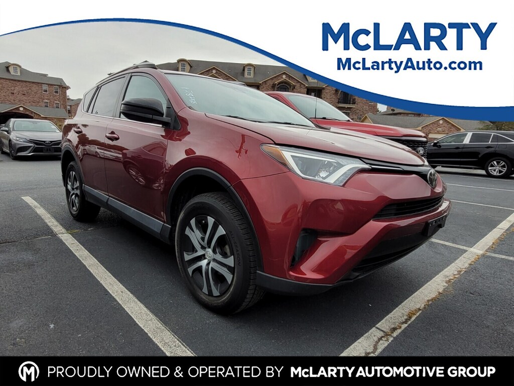 Used 2018 Toyota RAV4 LE SUV