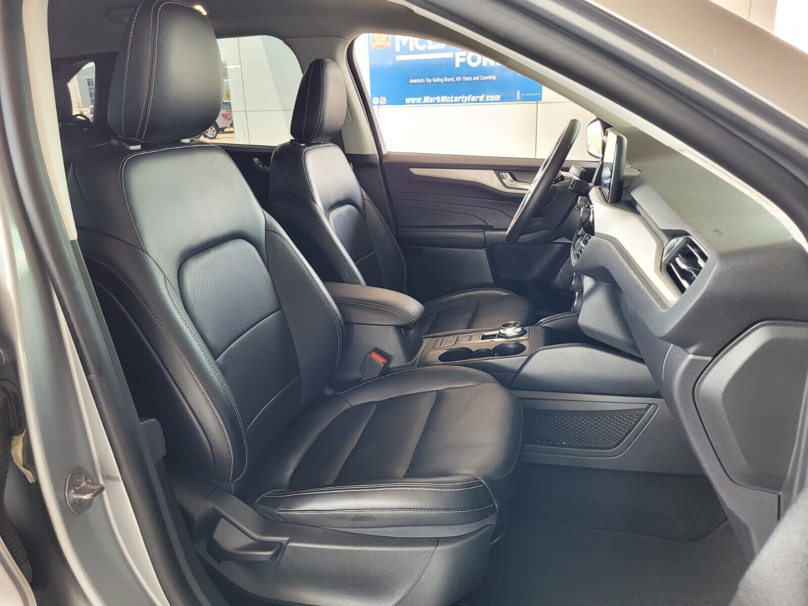 2022 Ford Escape SEL - Photo 16