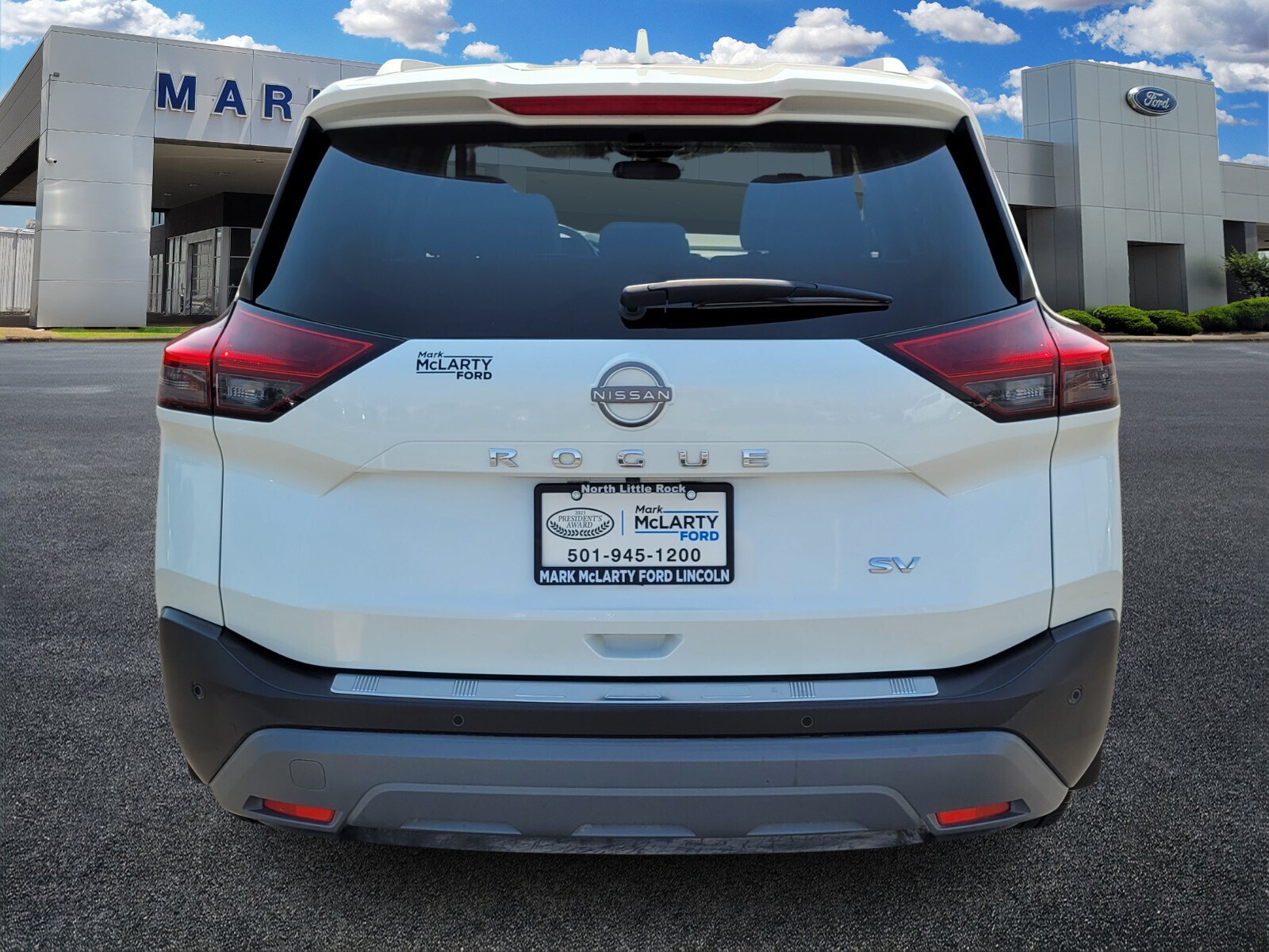 2022 Nissan Rogue SV photo 4