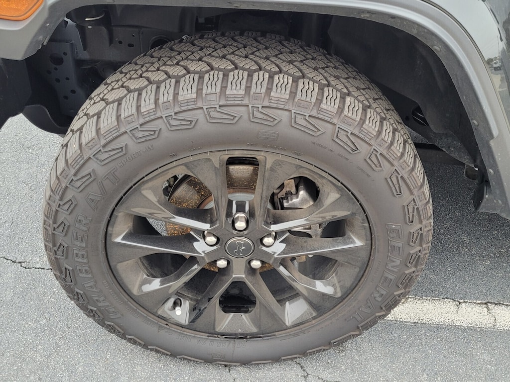 Used 2025 Jeep Gladiator Sport Truck Crew Cab