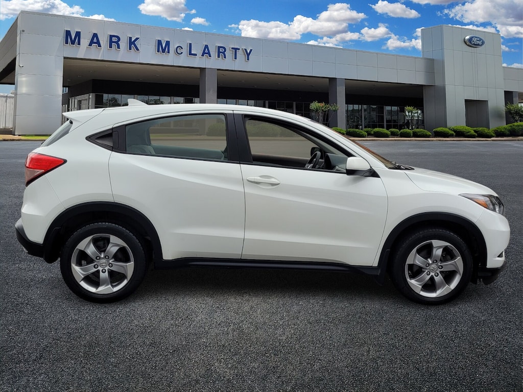 Used 2017 Honda HR-V LX AWD SUV