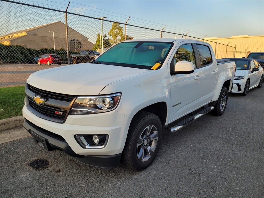2019 Chevrolet Colorado Z71 photo 2