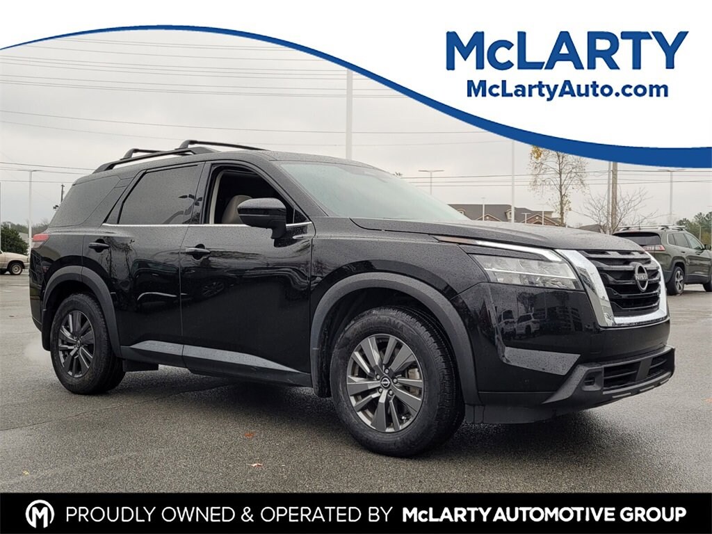 Used 2022 Nissan Pathfinder SV SUV