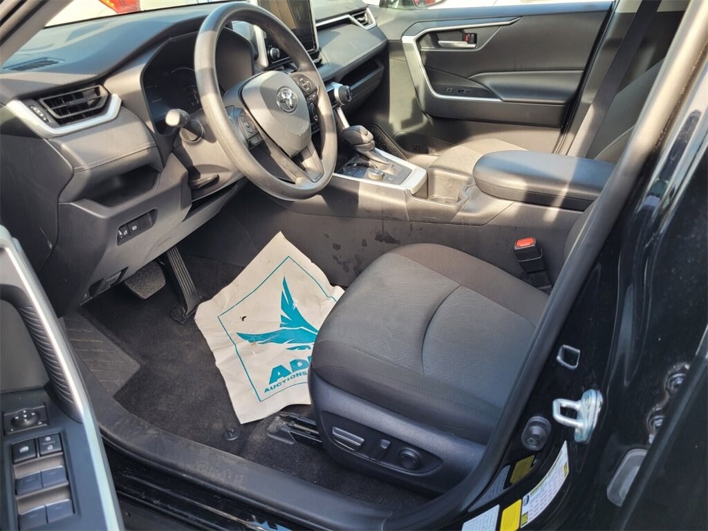 Used 2025 Toyota RAV4 Hybrid XLE SUV