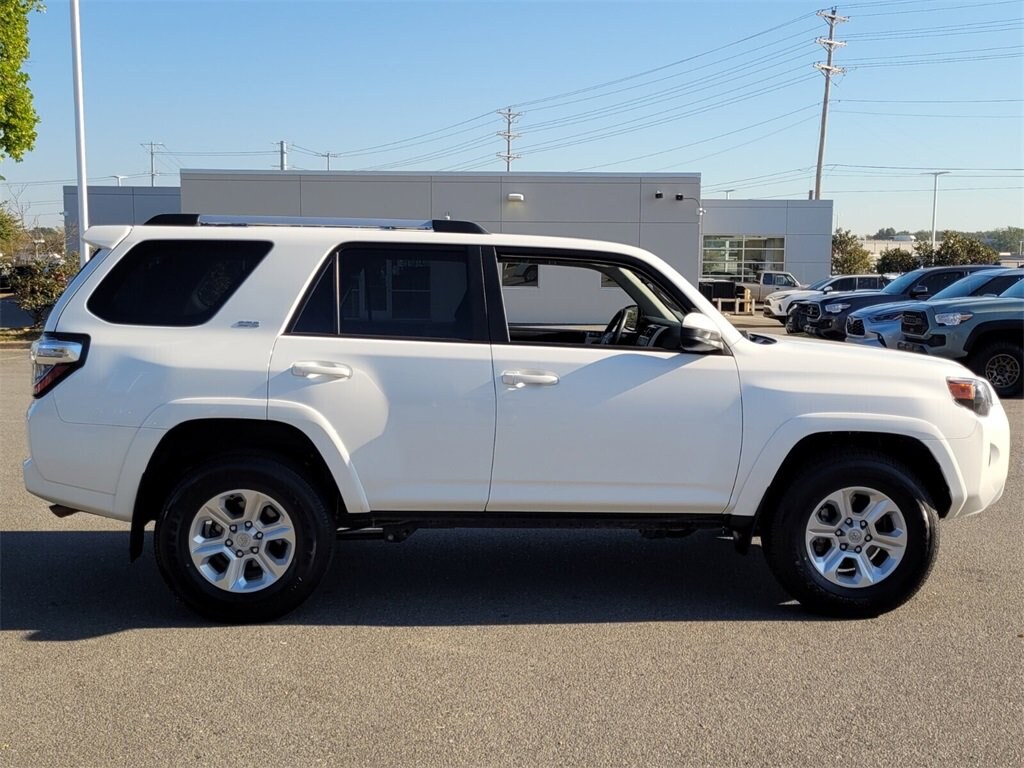 Used 2024 Toyota 4Runner SR5 SUV