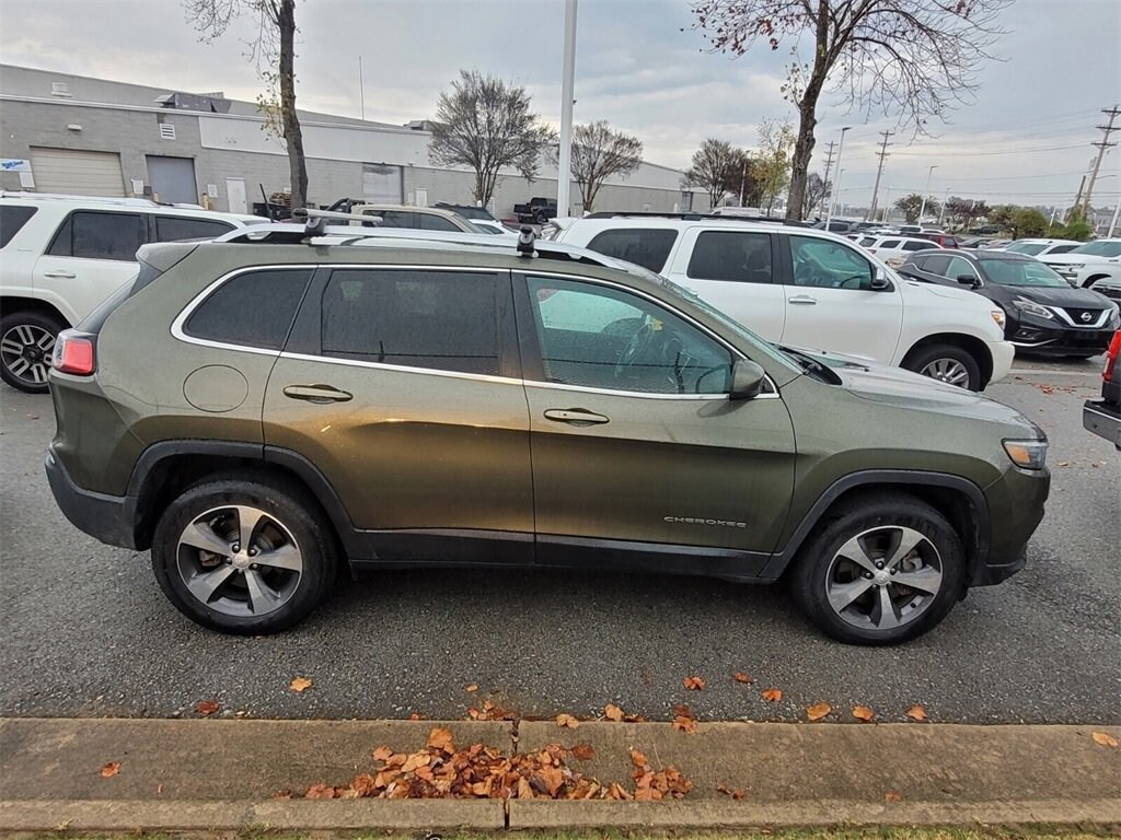 Used 2019 Jeep Cherokee Limited 4x4 SUV