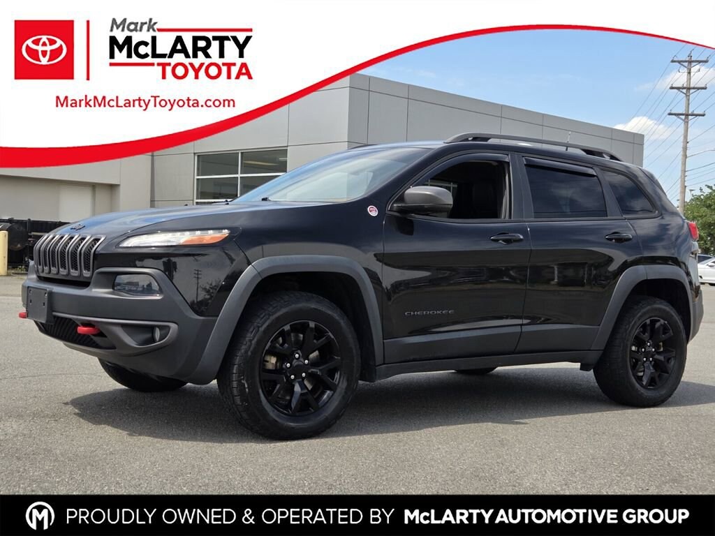 Used 2016 Jeep Cherokee Trailhawk 4x4 SUV