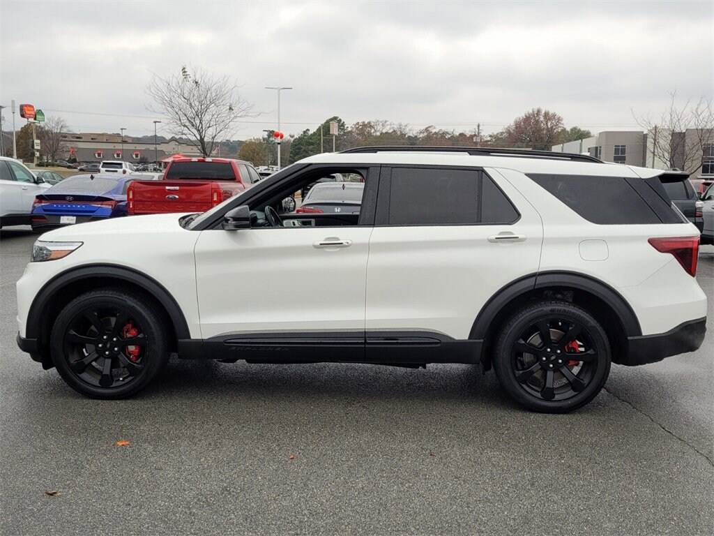 Used 2024 Ford Explorer ST SUV