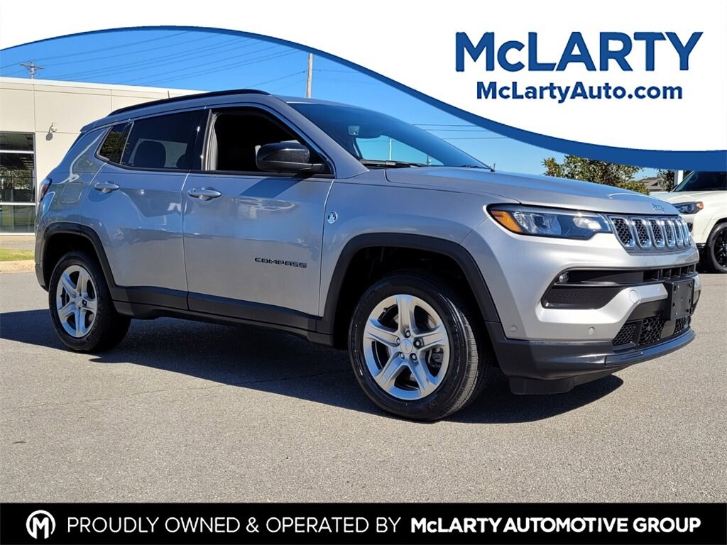 Used 2023 Jeep Compass Latitude SUV