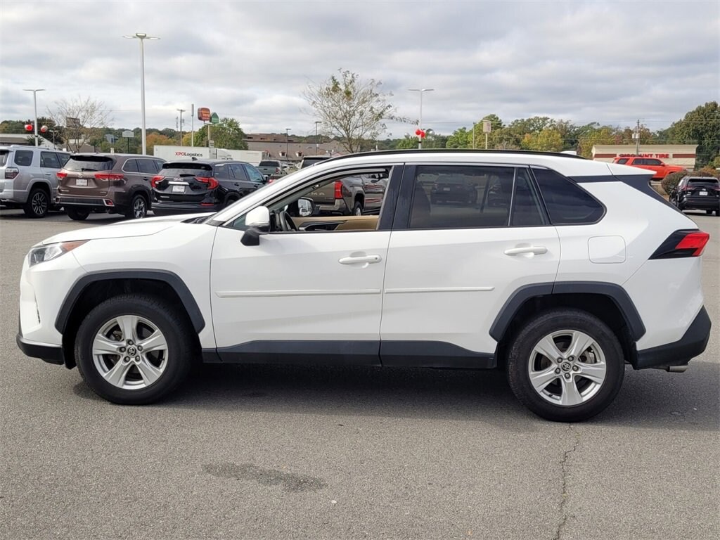 Used 2021 Toyota RAV4 XLE SUV