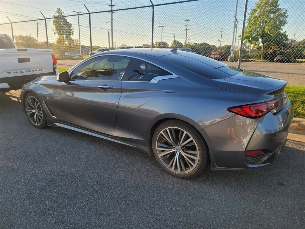 2018 Infiniti Q60 3.0t Luxe photo 4