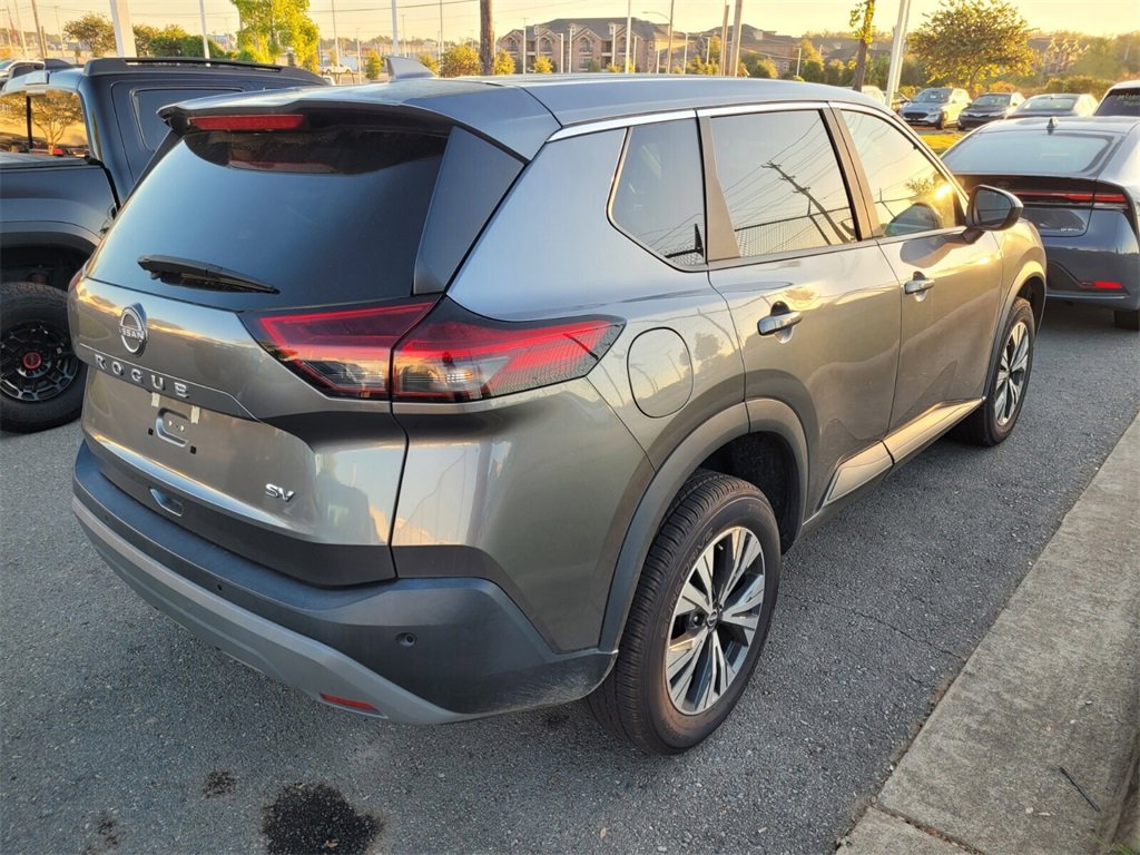2023 Nissan Rogue SV photo 3