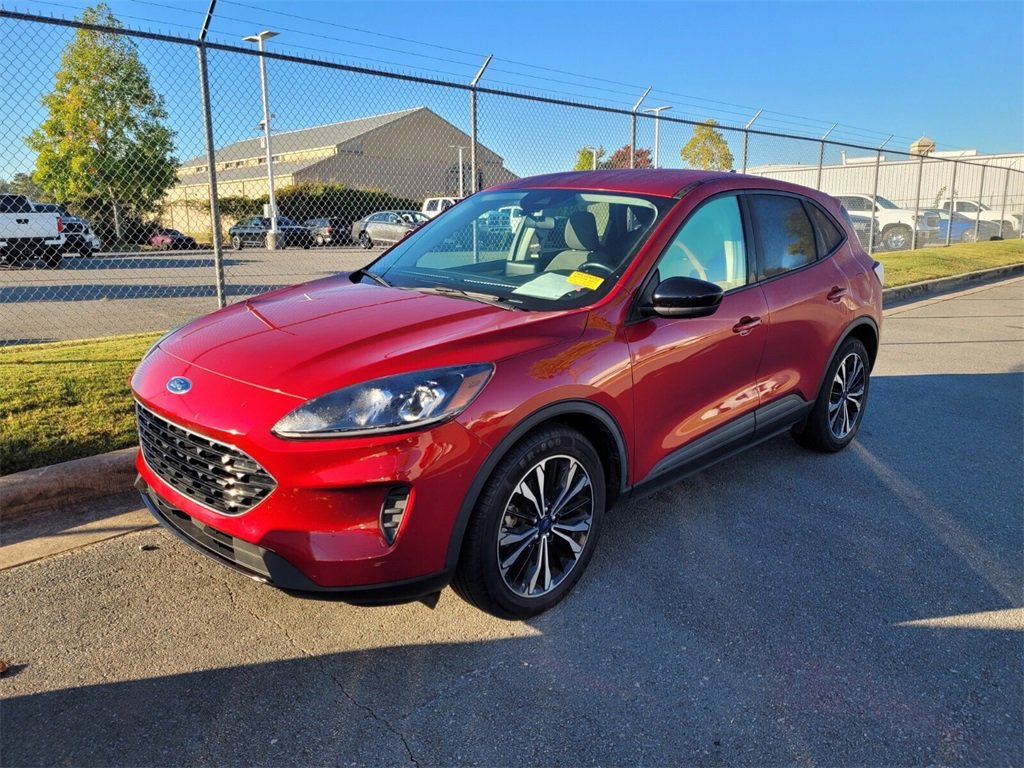 2021 Ford Escape SE photo 2
