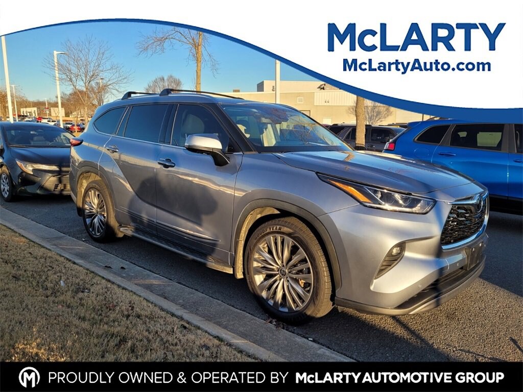 Used 2022 Toyota Highlander Platinum SUV