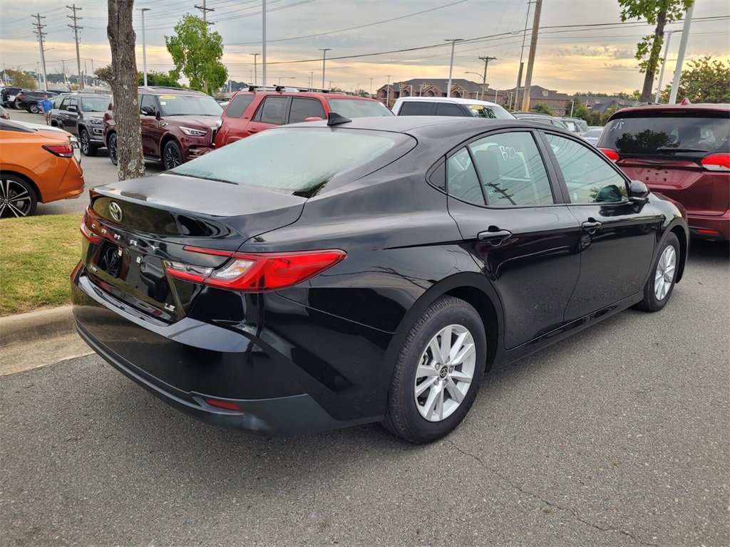 2025 Toyota Camry LE photo 2