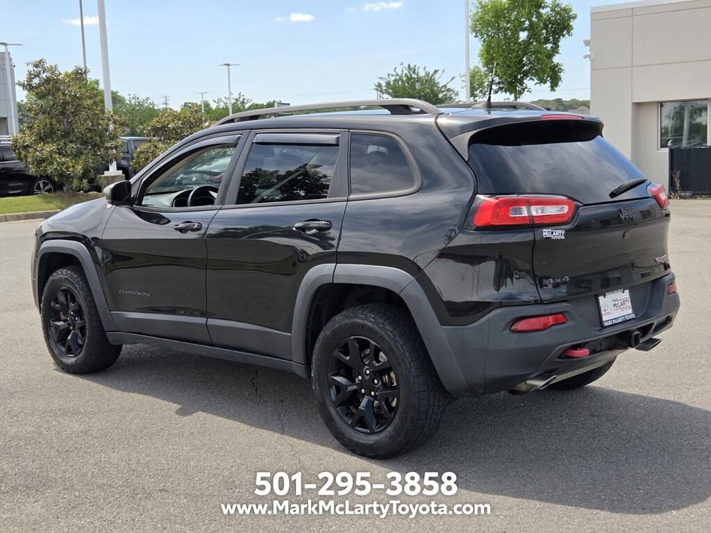 Used 2016 Jeep Cherokee Trailhawk 4x4 SUV