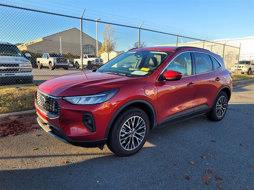 2025 Ford Escape Plug-In Hybrid Base photo 2
