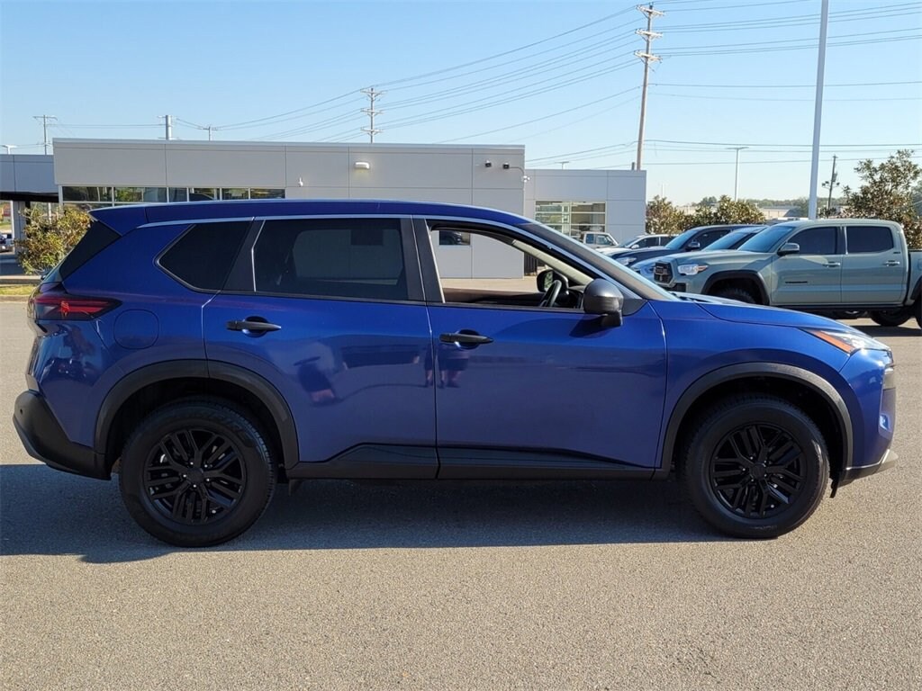Used 2023 Nissan Rogue S SUV