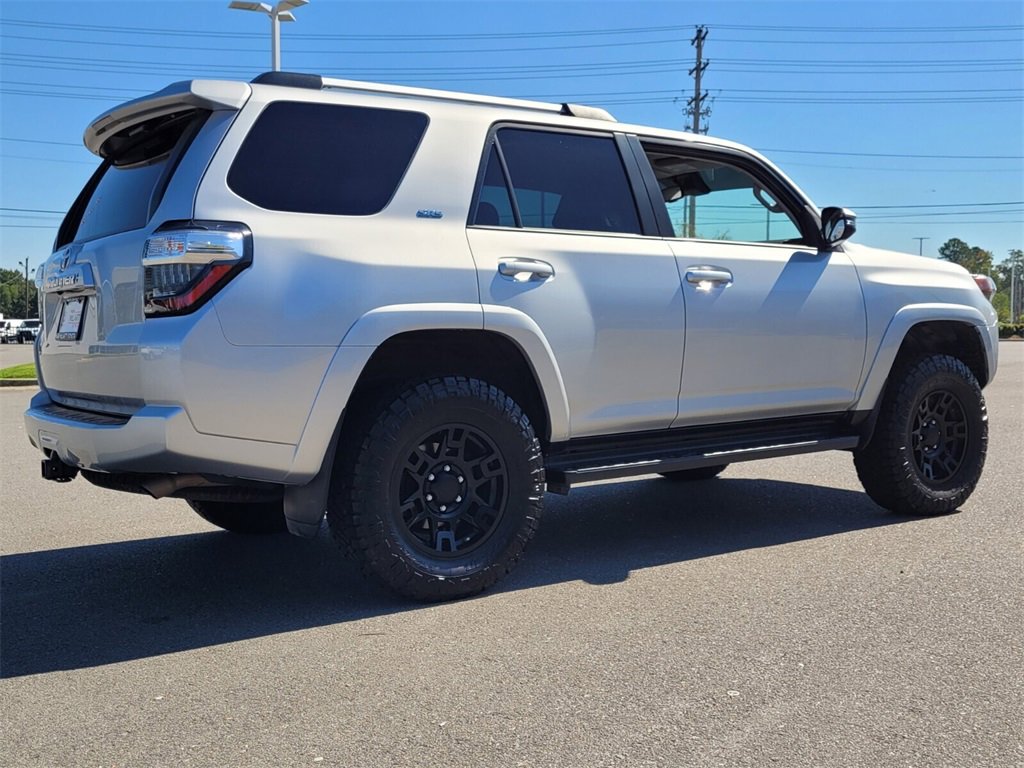 2021 Toyota 4Runner SR5 Premium photo 3