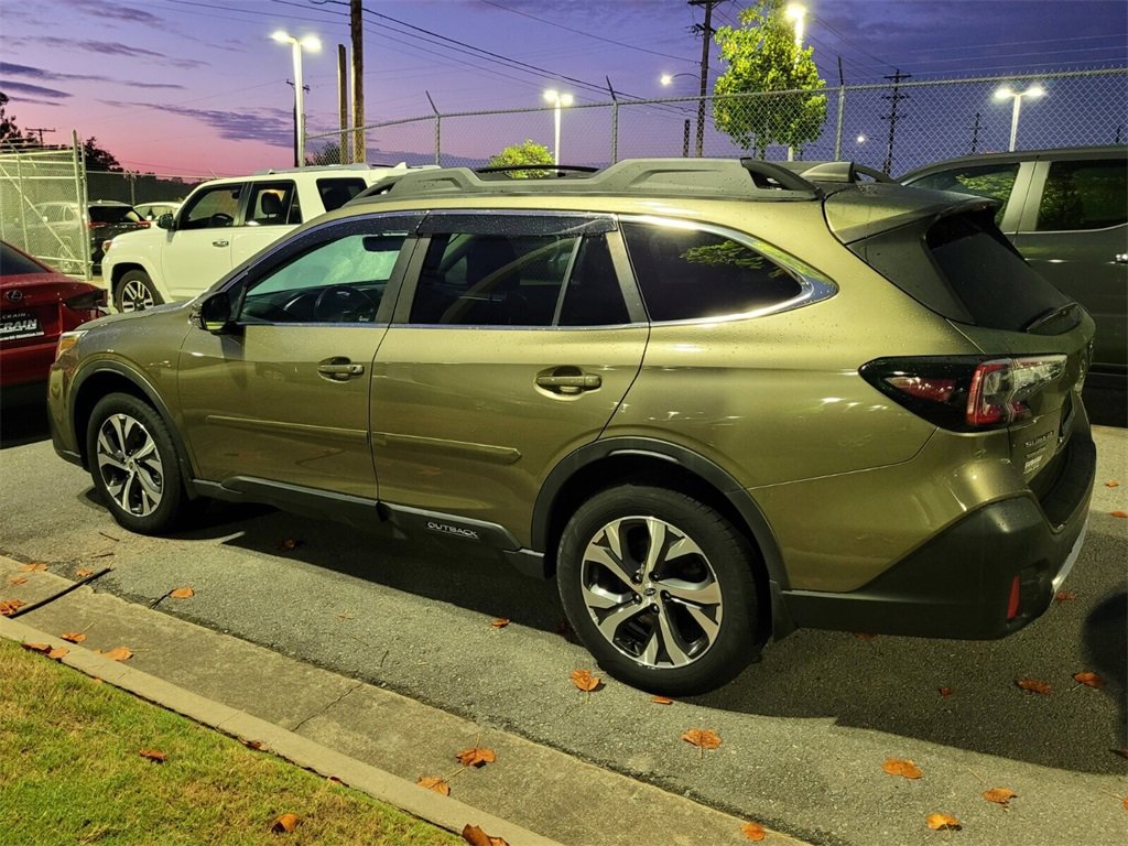 2020 Subaru Outback Limited photo 2