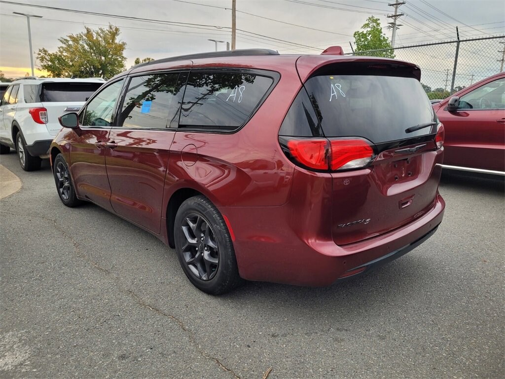 Used 2018 Chrysler Pacifica Touring L Plus Van