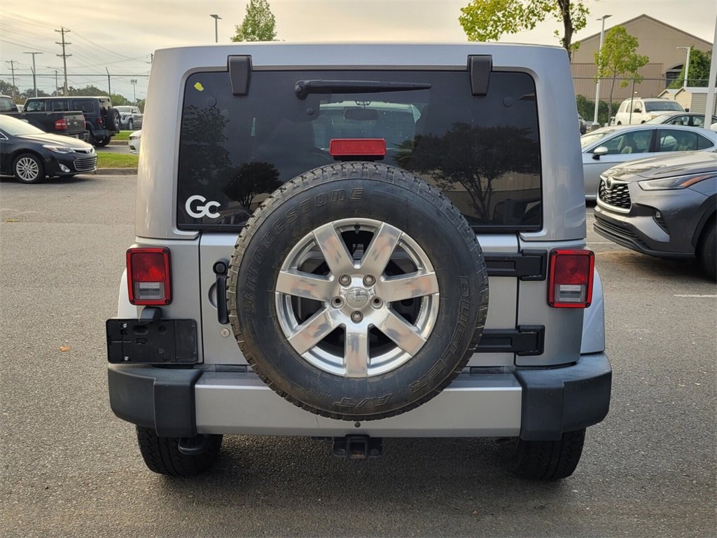 2018 Jeep Wrangler Unlimited Sahara photo 4