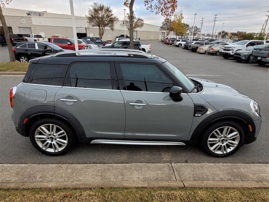 2020 Mini Countryman Signature photo 2