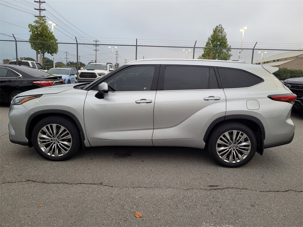 Used 2020 Toyota Highlander Platinum SUV
