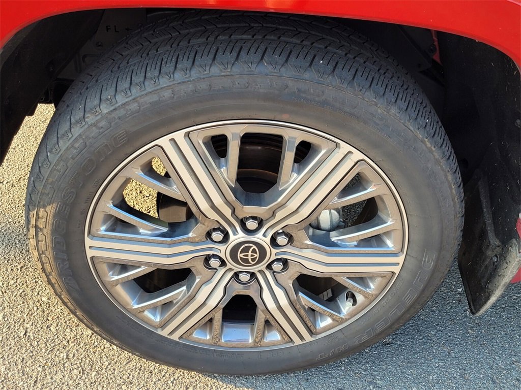 2024 Toyota Sequoia Capstone photo 4