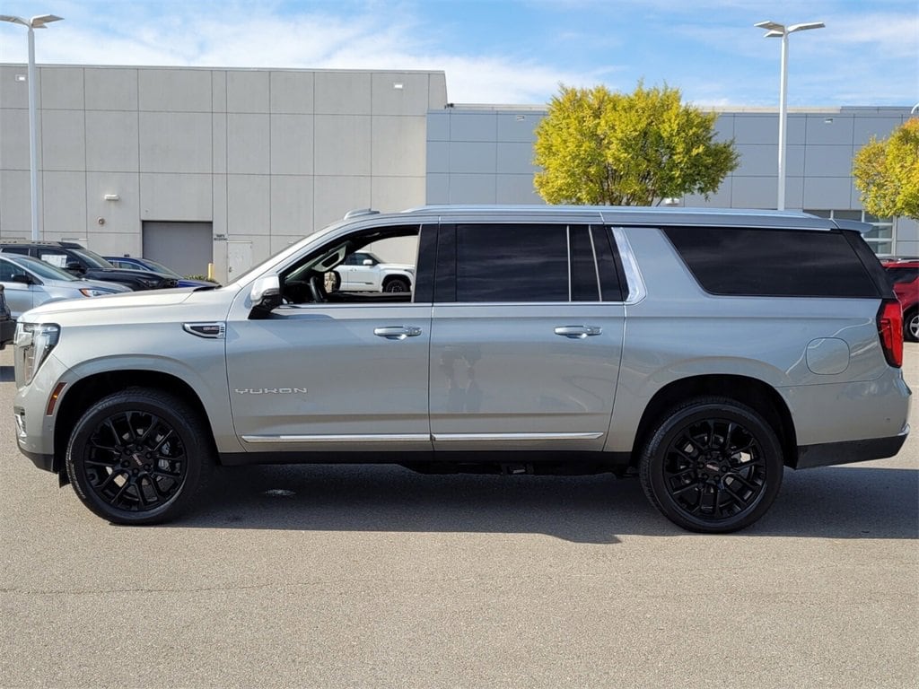 Used 2025 GMC Yukon XL Elevation SUV
