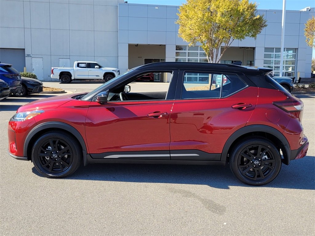 2024 Nissan Kicks SR photo 4