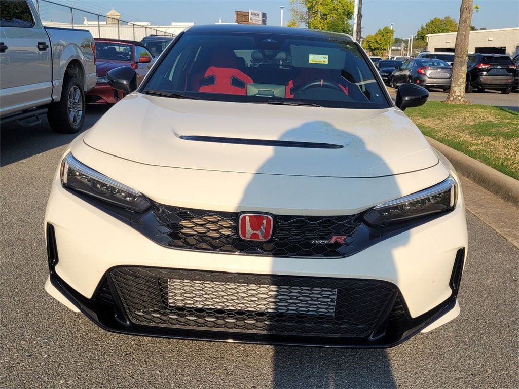 2024 Honda Civic Type R photo 2