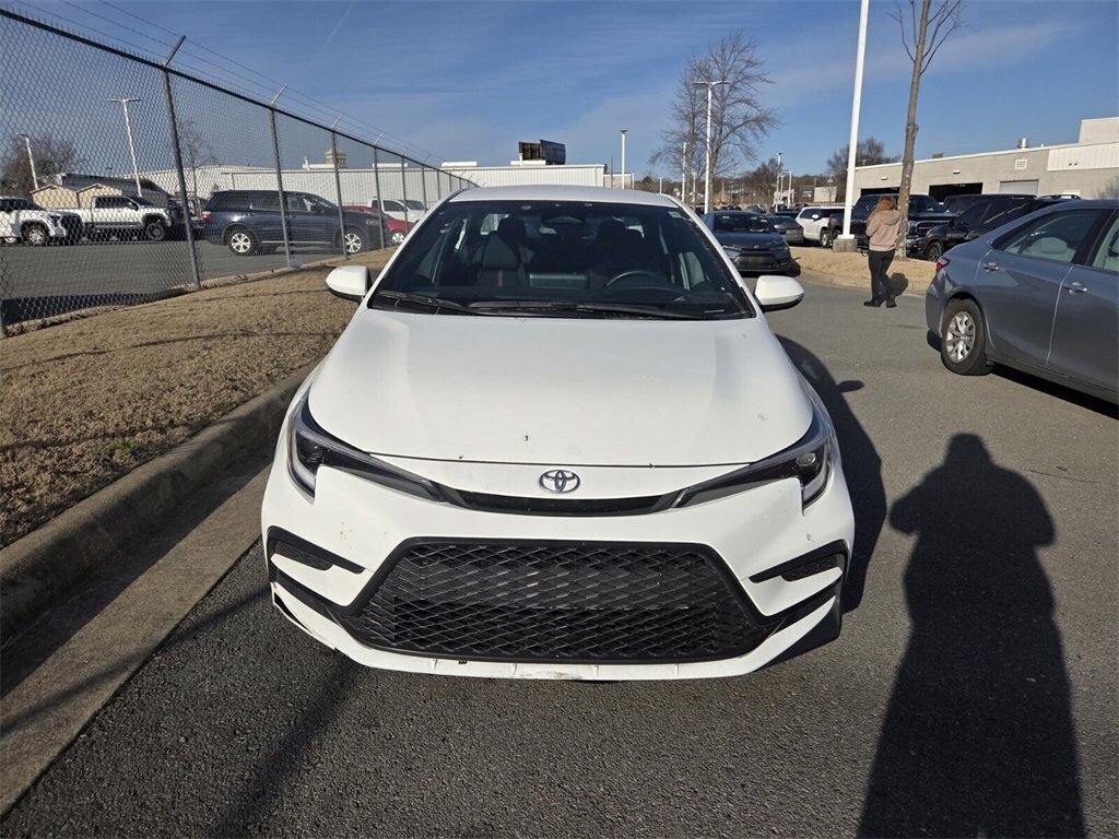 Used 2025 Toyota Corolla SE Sedan
